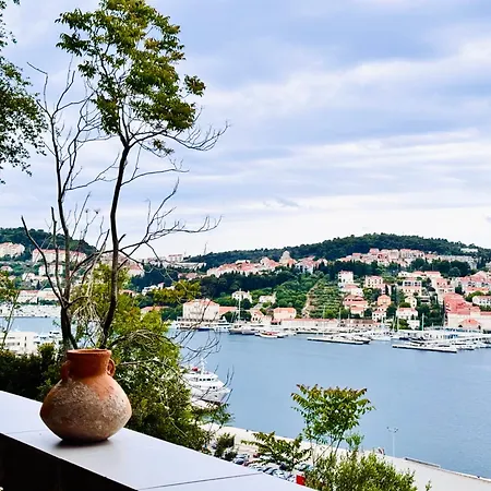 Flat -10 M Balcony, Views, Large Terrace Apartment *