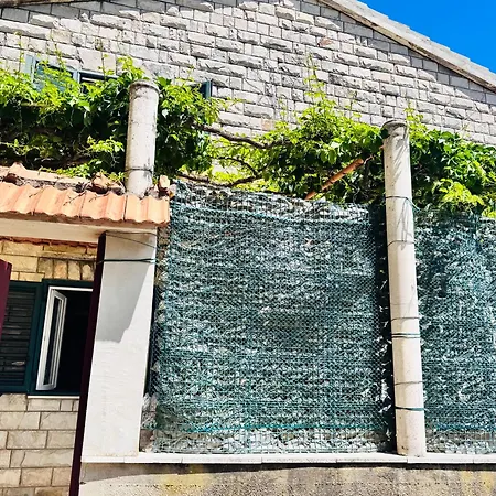 Flat -10 M Balcony, Views, Large Terrace *