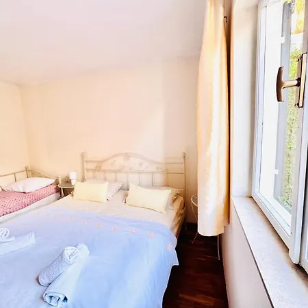 Flat -10 M Balcony, Views, Large Terrace * Dubrovnik