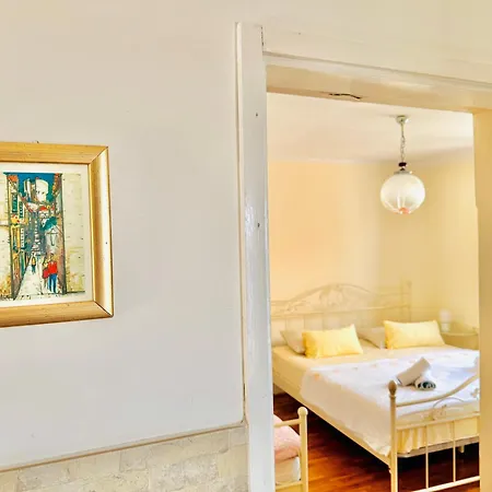 Flat -10 M Balcony, Views, Large Terrace * Dubrovnik