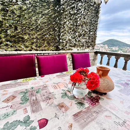 Flat -10 M Balcony, Views, Large Terrace *