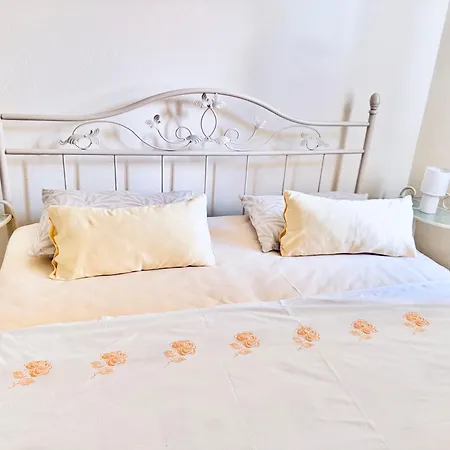 Flat -10 M Balcony, Views, Large Terrace *