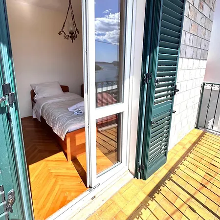 Apartment Flat -10 M Balcony, Views, Large Terrace *