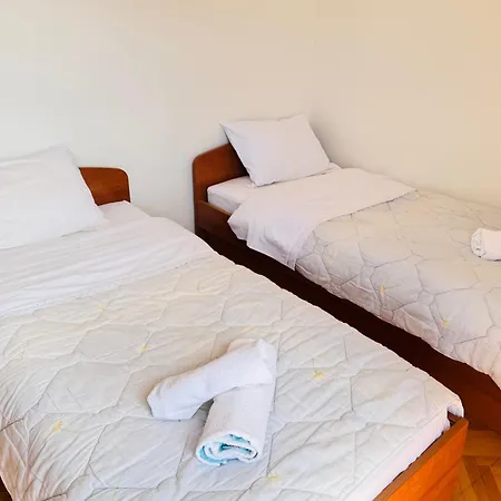 Flat -10 M Balcony, Views, Large Terrace Dubrovnik